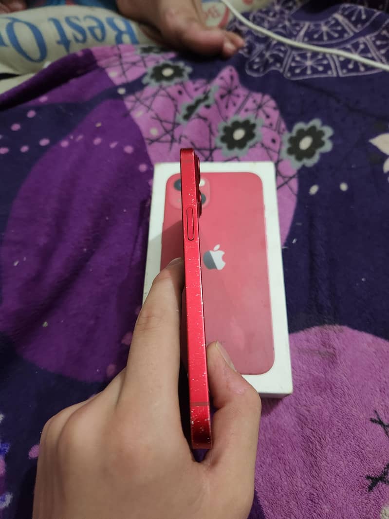 Apple iPhone 13 1