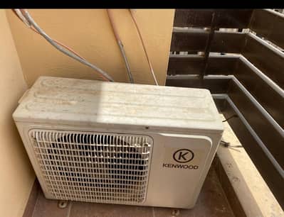 1 ton non inverter AC for sale