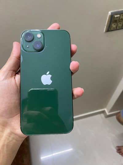 Apple iPhone 13