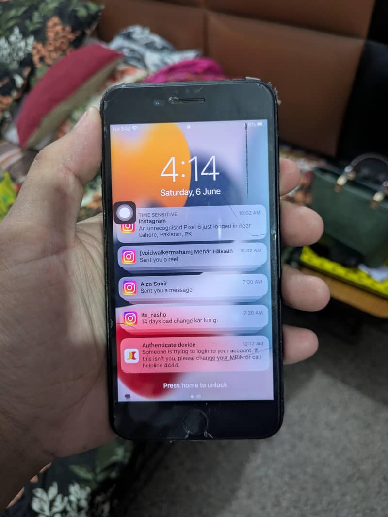 Apple iPhone 7 Plus 2