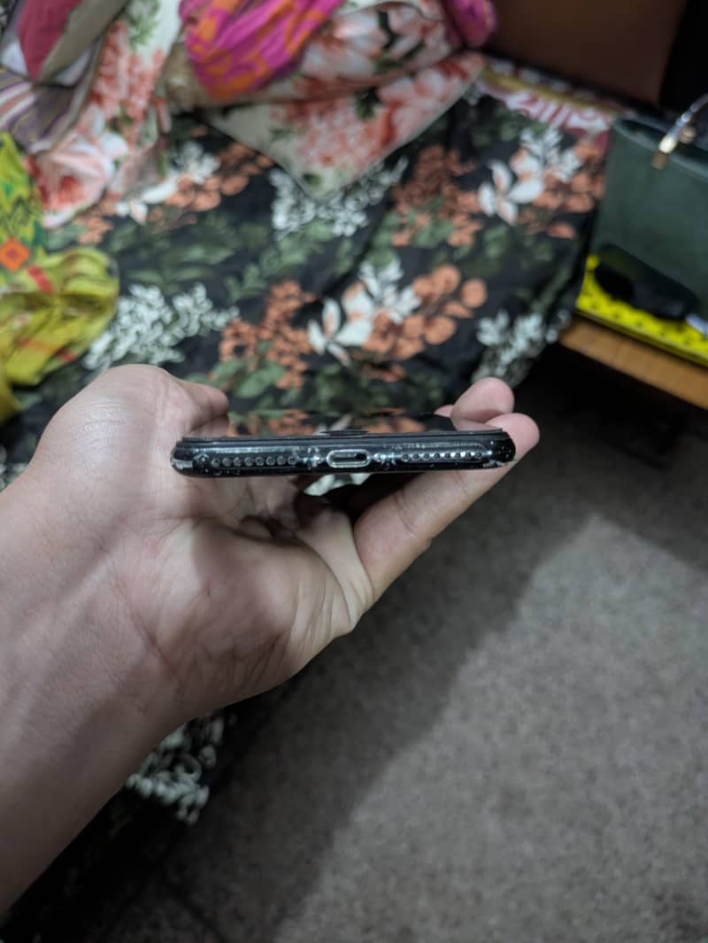 Apple iPhone 7 Plus 3