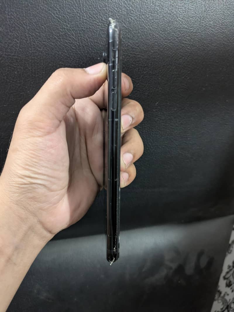 Apple iPhone 7 Plus 4