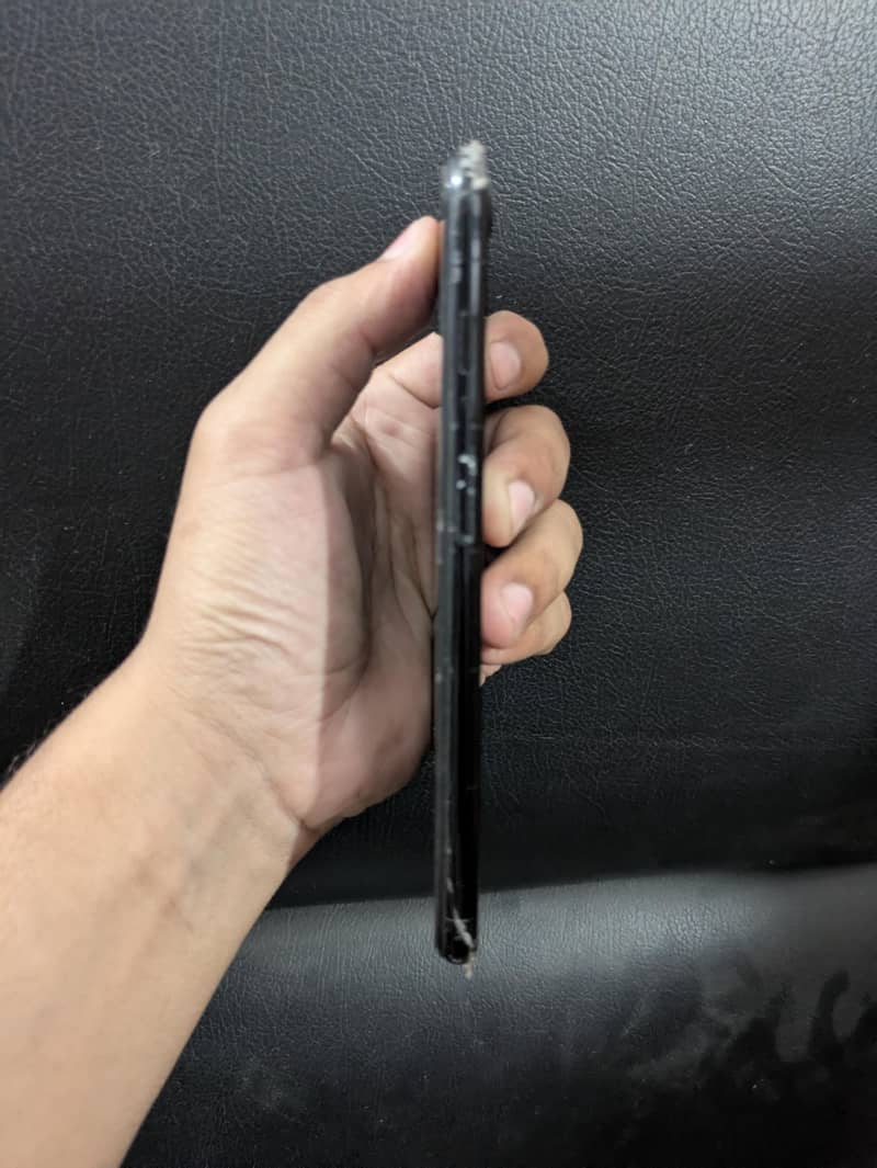 Apple iPhone 7 Plus 6