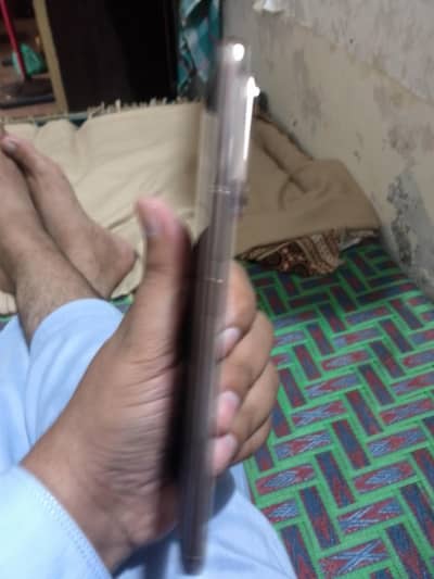 Vivo V60