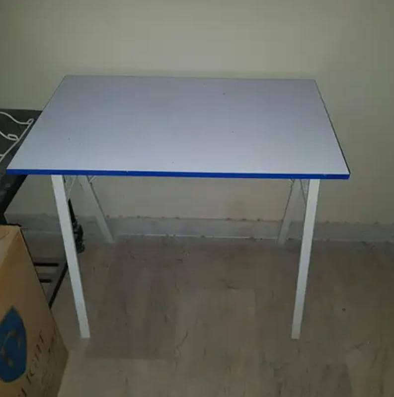 Study table 0