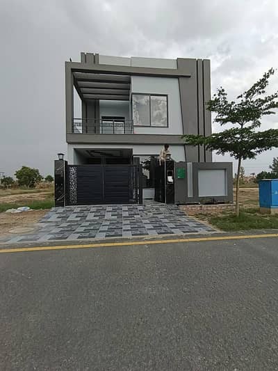 Owner Built 5 Marla House | Servant Room | Prime Location | Bahria Orchard