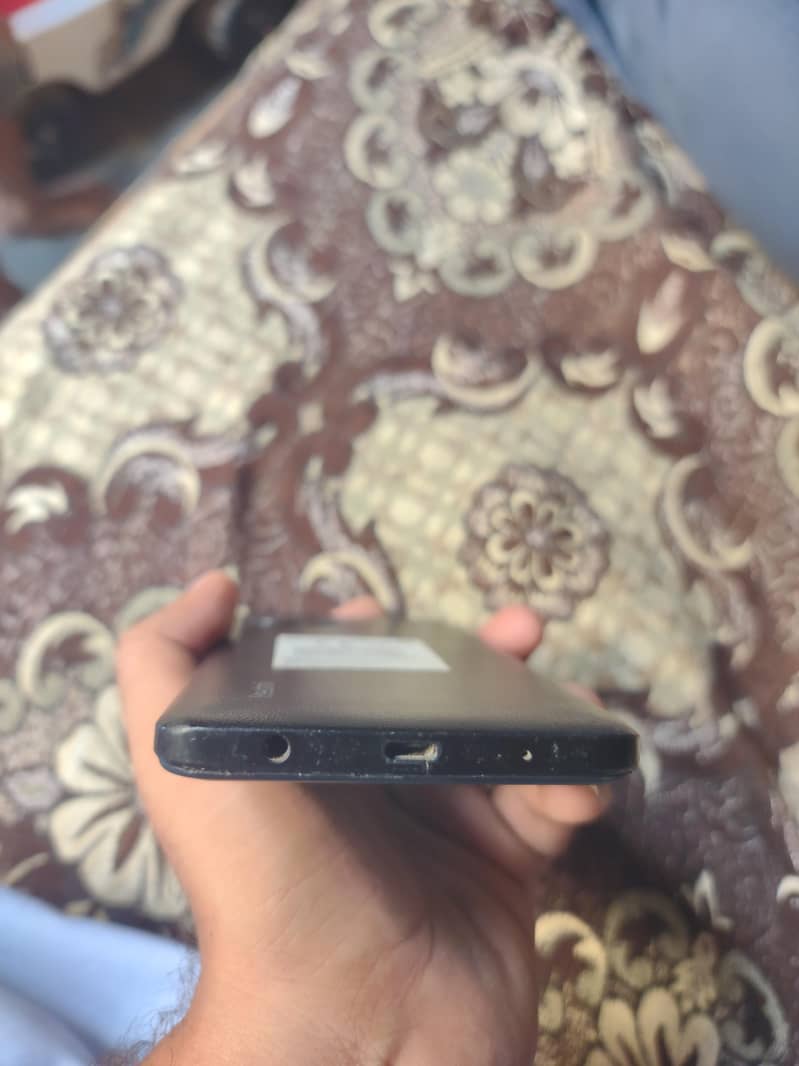 Realme A1 2