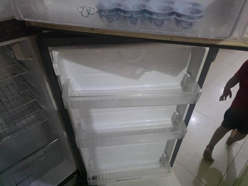 refrigerator 1