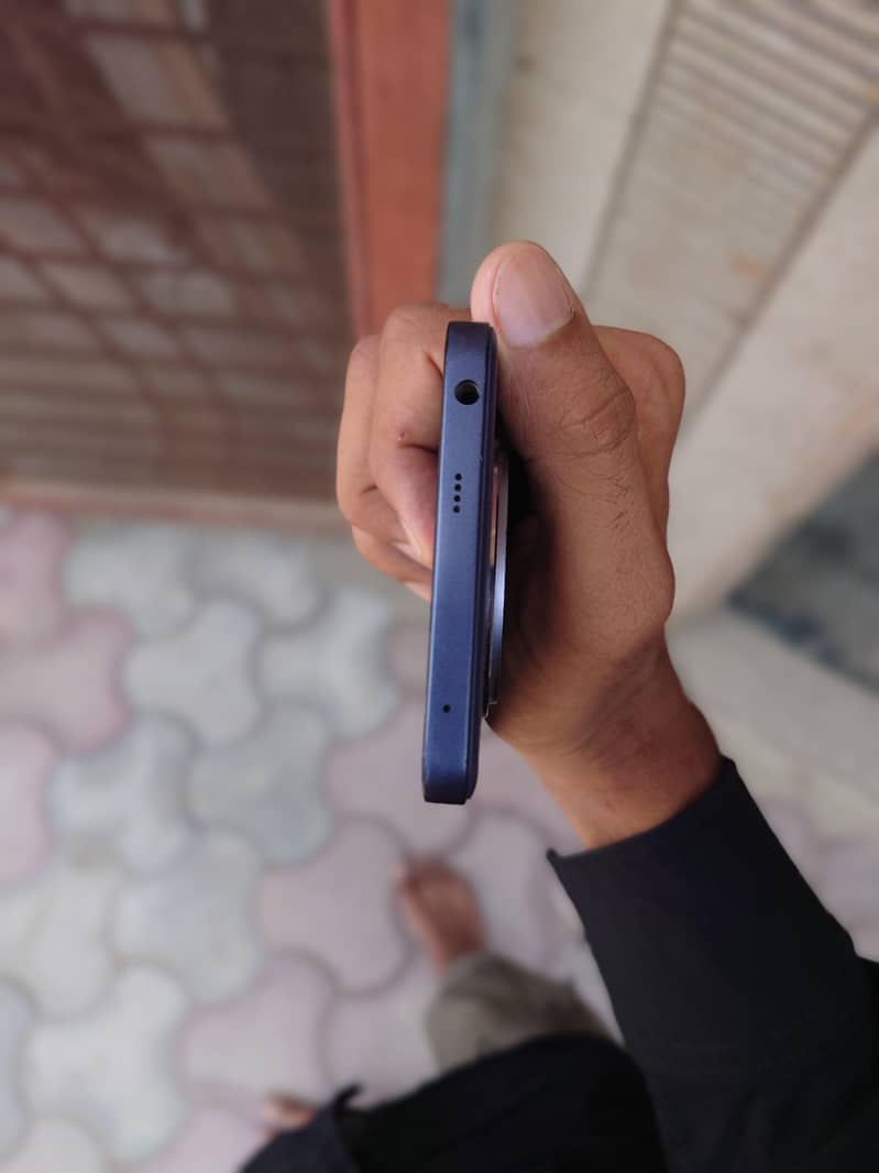 Realme 13 Plus 2