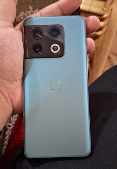 One Plus 10 Pro 5g