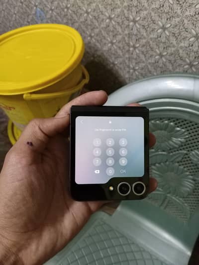 Samsung Mobile Z Flip 6 urgent sale