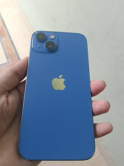 Apple iPhone 13