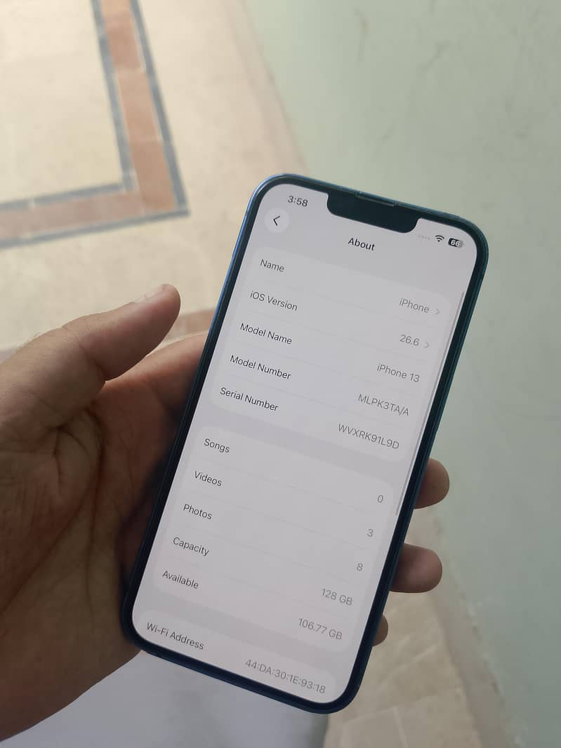 Apple iPhone 13 3