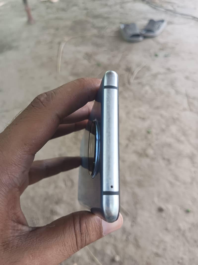 One Plus 7T 3