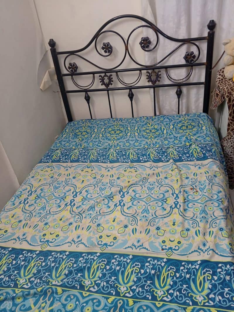 iron bed 5