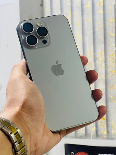 Apple iPhone 15 Pro Max with box