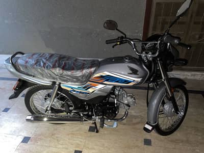 Honda Cd 70 Dream 2026 one month use for sale
