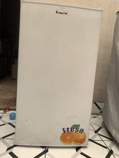 Single door room refrigerator