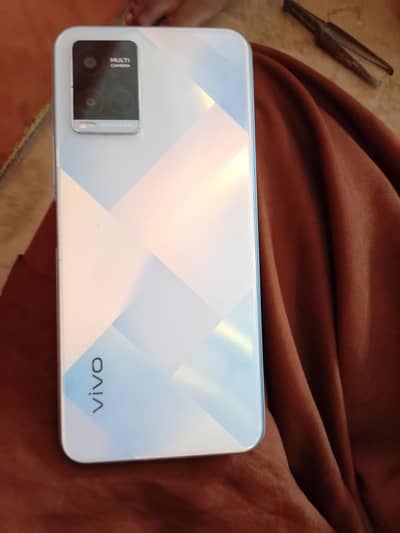Vivo Y21