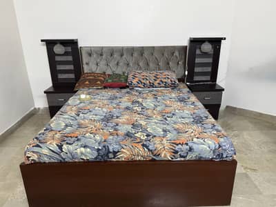 Sheesham wood bed with akhrot side table and free dressing