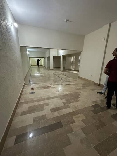 PRIME SILENT COMMERCIAL HALL SPACE FOR RENT GULSHAN-E-IQBAL BLOCK 5 | MAIN 60 FT ROAD