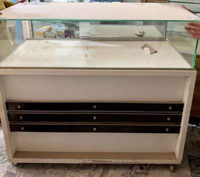Mobile shop counter built-in lights original lasani made heavy weight
