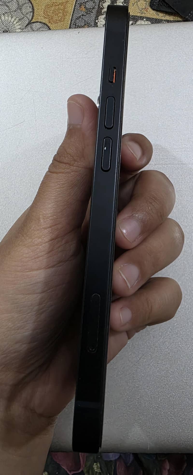 Apple iPhone 13 5