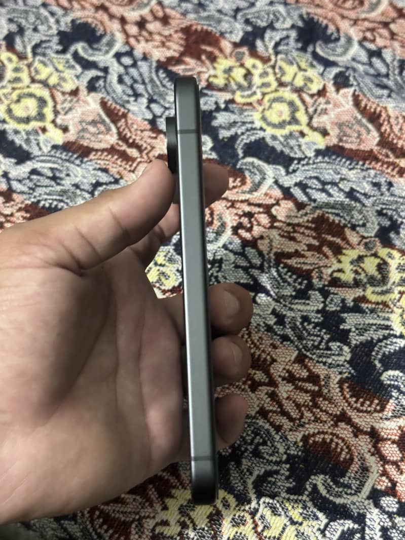 Google Pixel 9 3