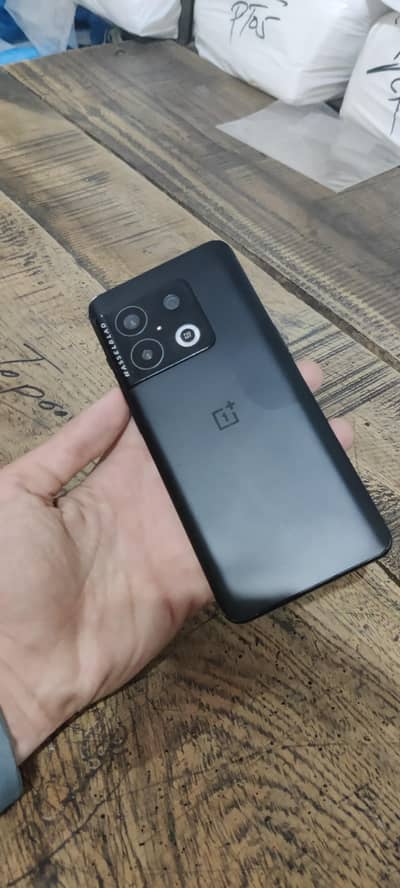 One Plus 10 Pro