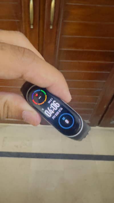 mi band 6 in good condition alll good