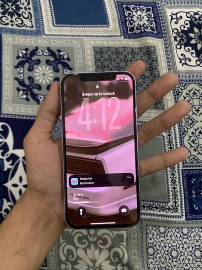 Apple iPhone 12