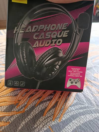 Gaming headphones