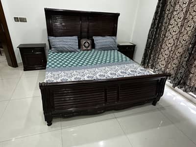 King Bed 100% solid wood…Chinioti design