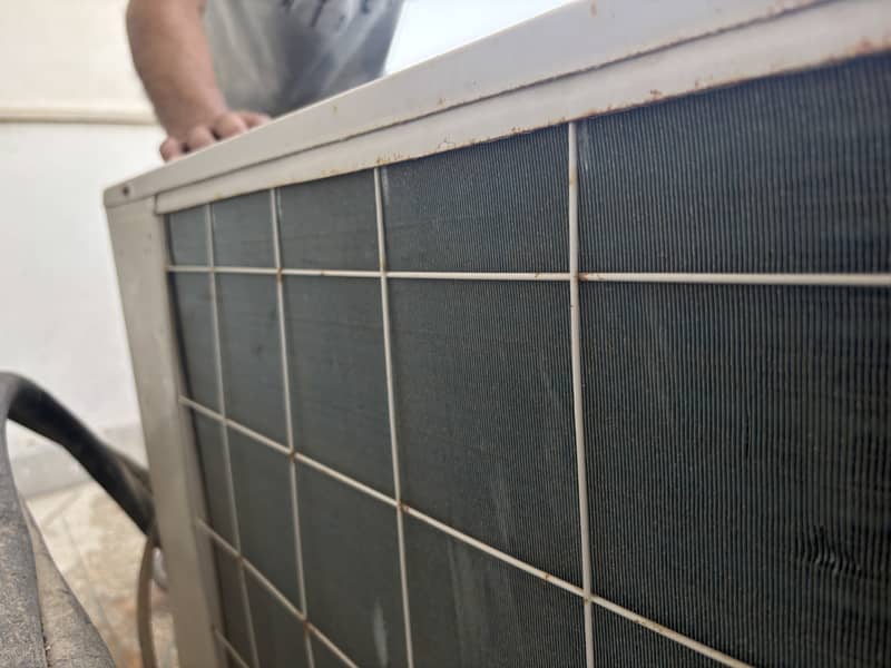 Haier 1.5 tons Split AC 4
