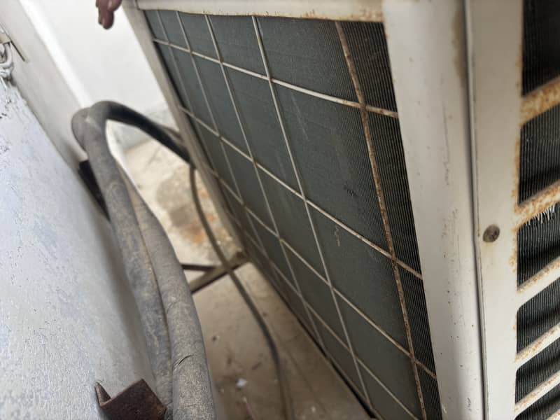 Haier 1.5 tons Split AC 5