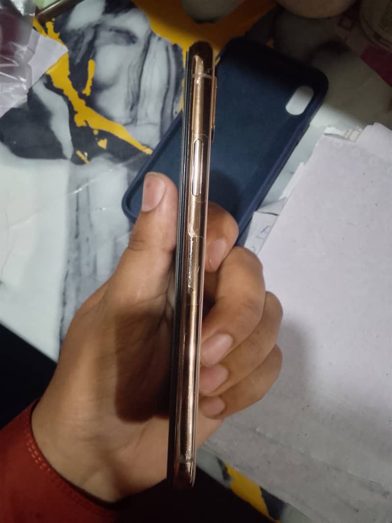 iPhone xs 2