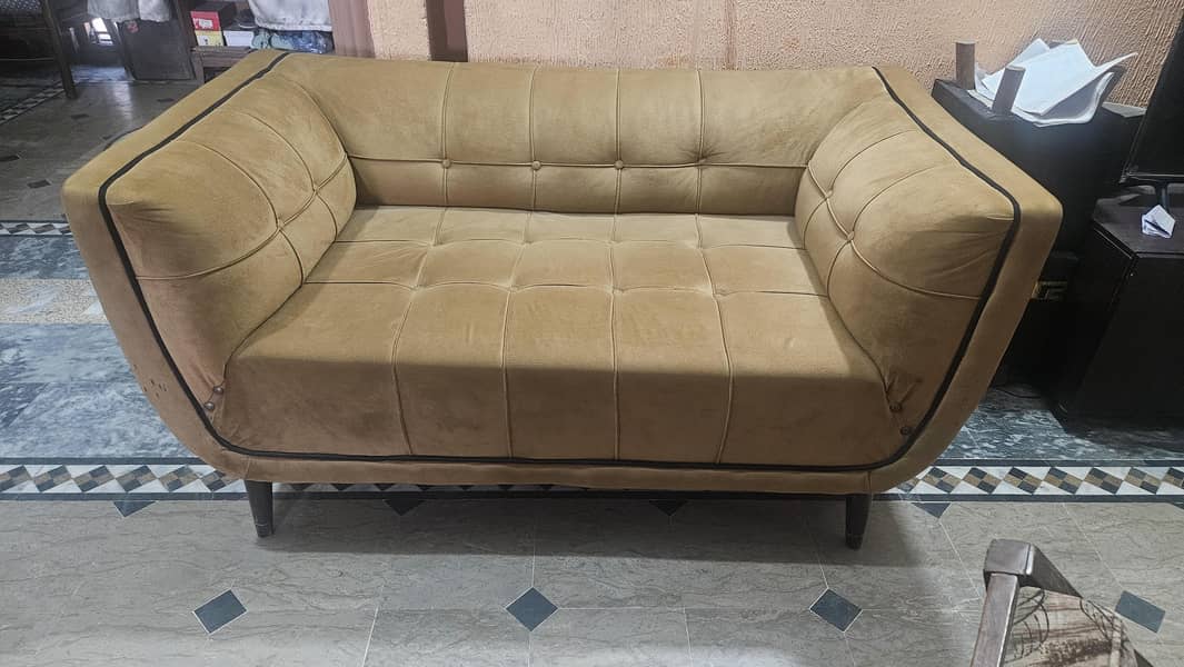 Sofa Set Mint Condition 5