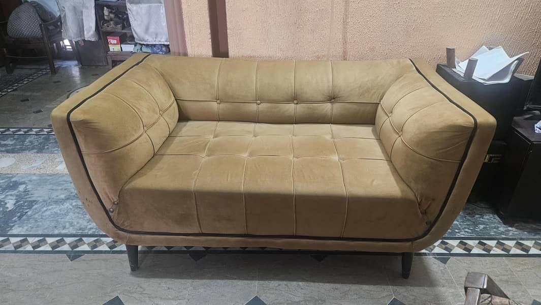 Sofa Set Mint Condition 6