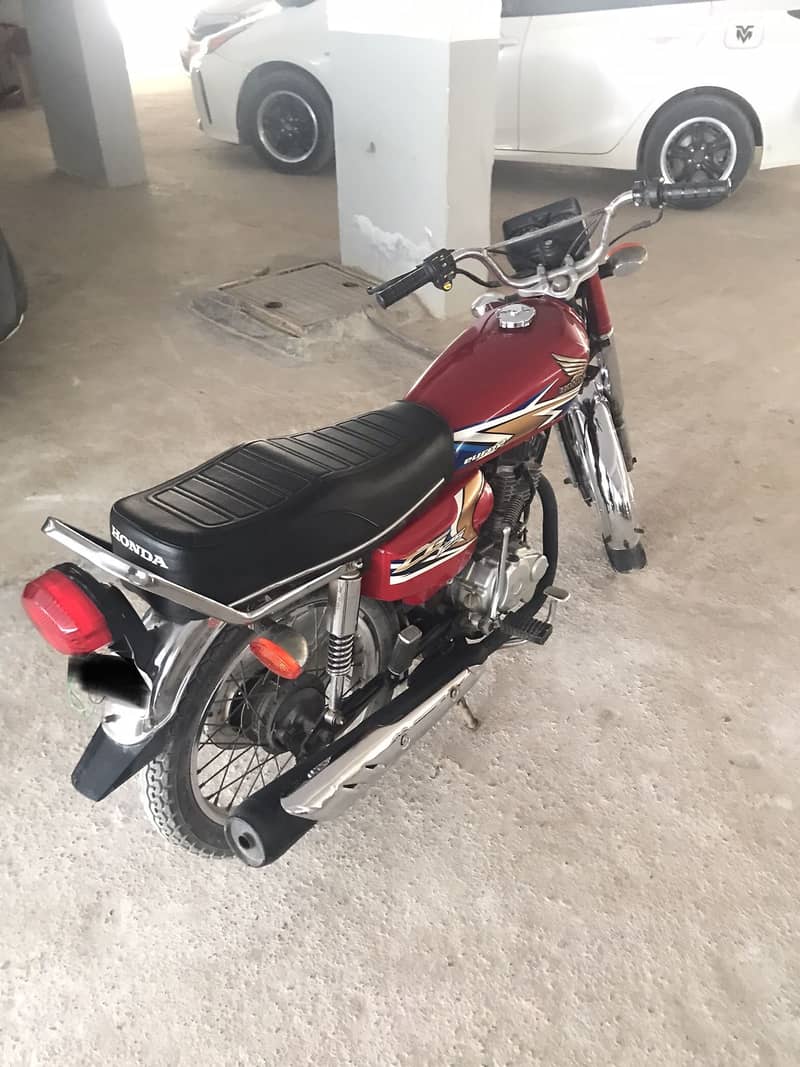 Unique 125 2021 model 2
