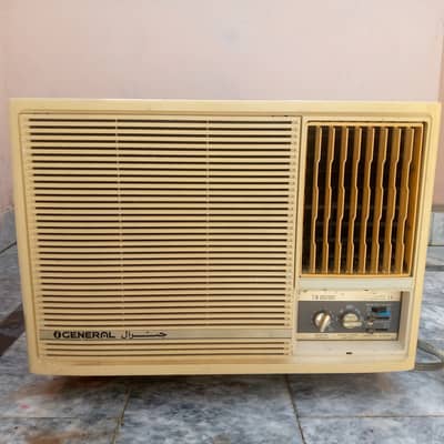 General window ac for sale lush condition
