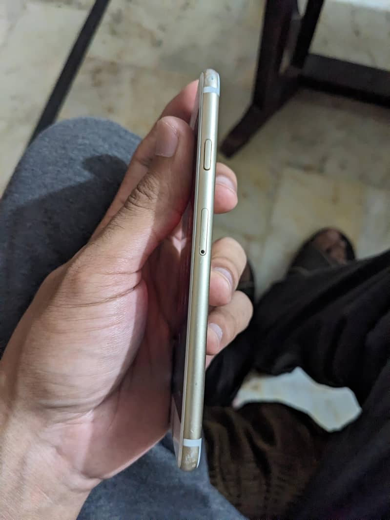 iPhone 6 4
