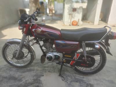 Honda CG 125 2022 model