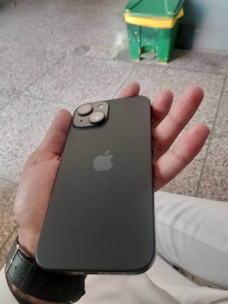 iPhone 15 0