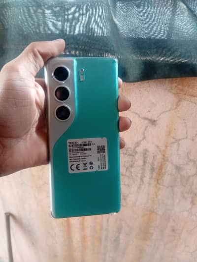 Tecno CAMON 40 Pro