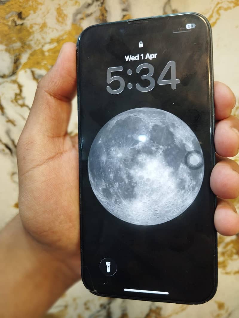 Apple iPhone 13 1