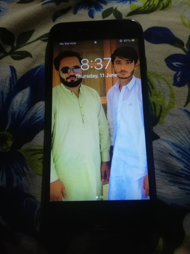 Apple iPhone 7 1