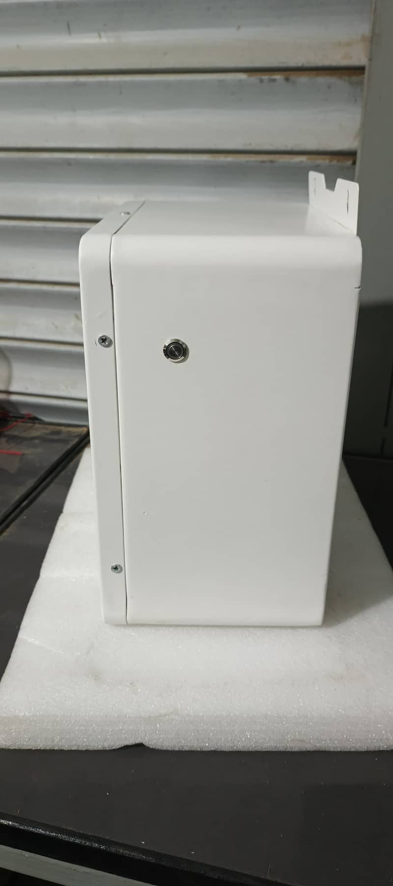 12.8 volt 100A 1