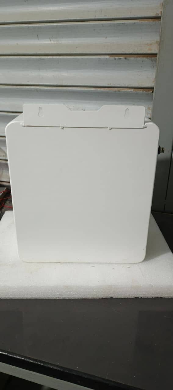 12.8 volt 100A 2