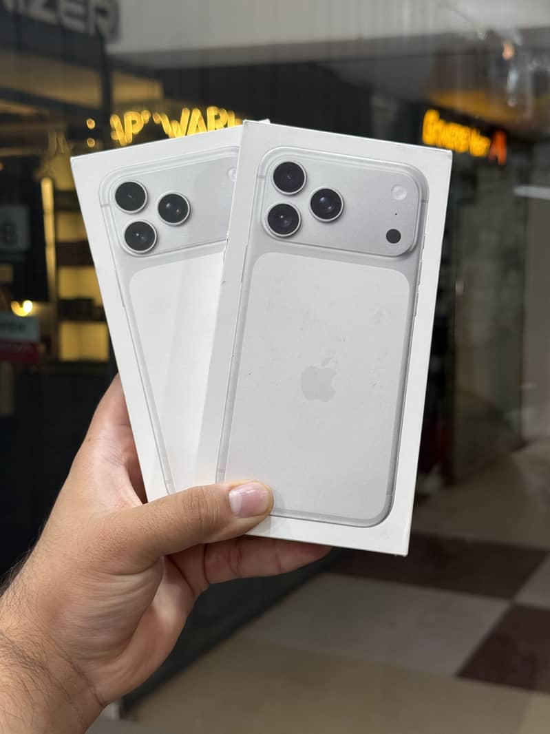 iPhone 17 Pro Max 0