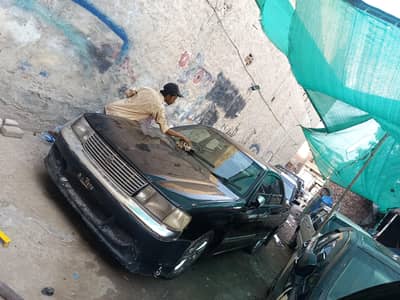 toyota crown  exchnge posible